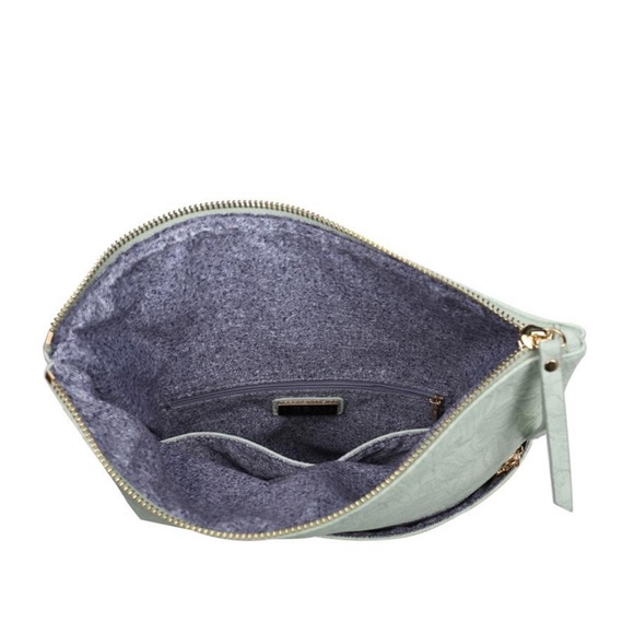 Urban Expressions Dorothy Seafoam Crossbody Clutch - Picture 10 of 12